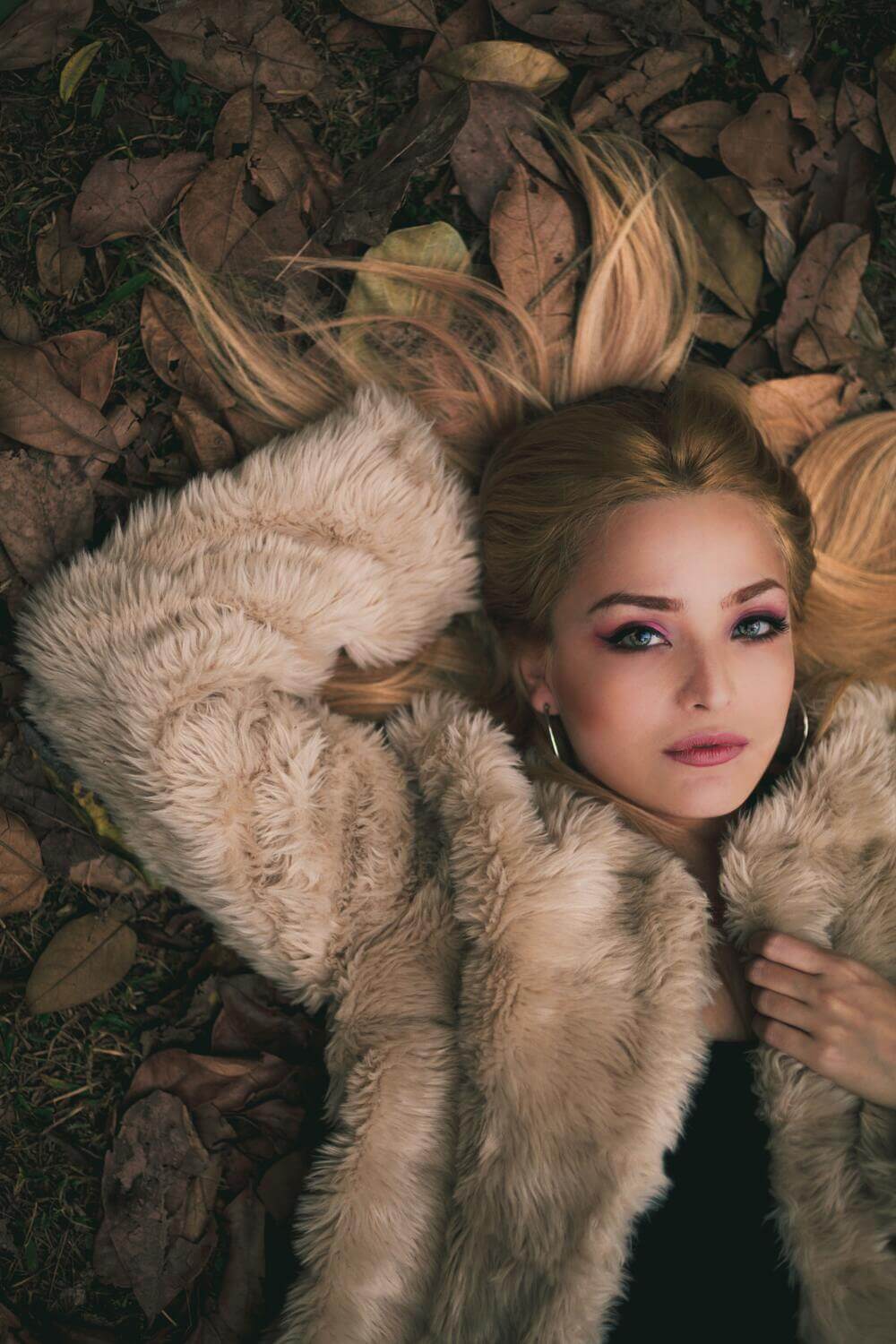 What makeup looks are trending for Autumn 2023 and how to create them