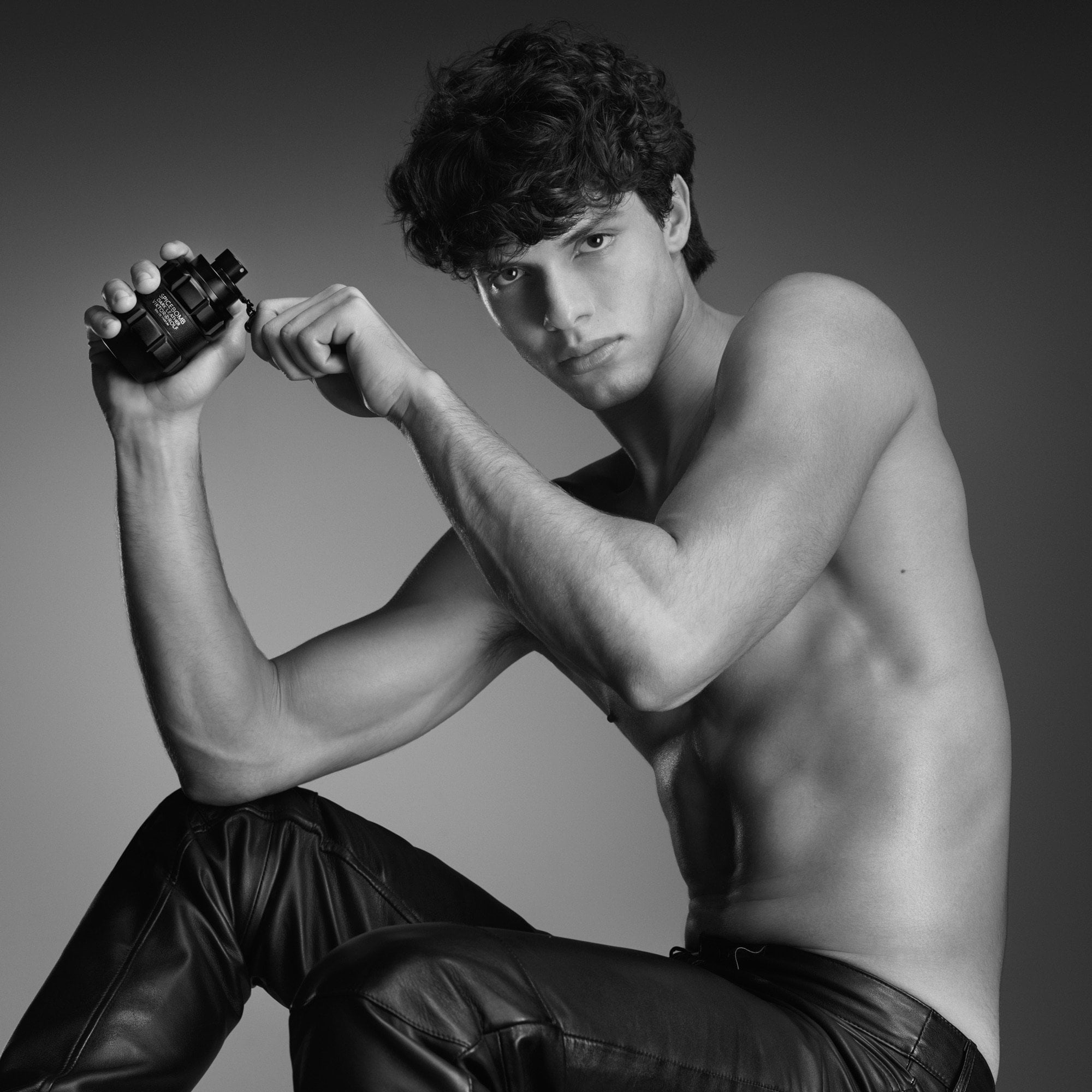 Viktor & Rolf Spice Bomb Dark Leather Eau De Parfum 50ml Spray