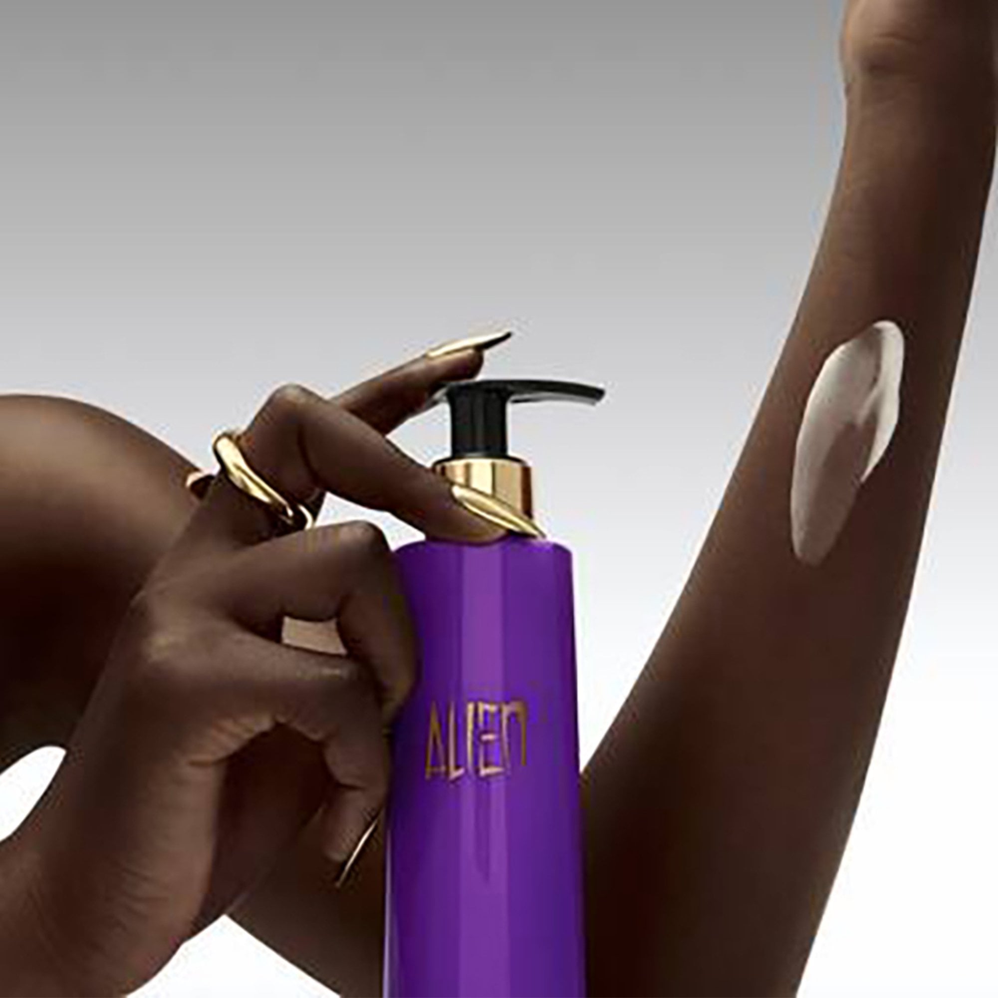 Mugler Alien Body Lotion 200ml Bottle