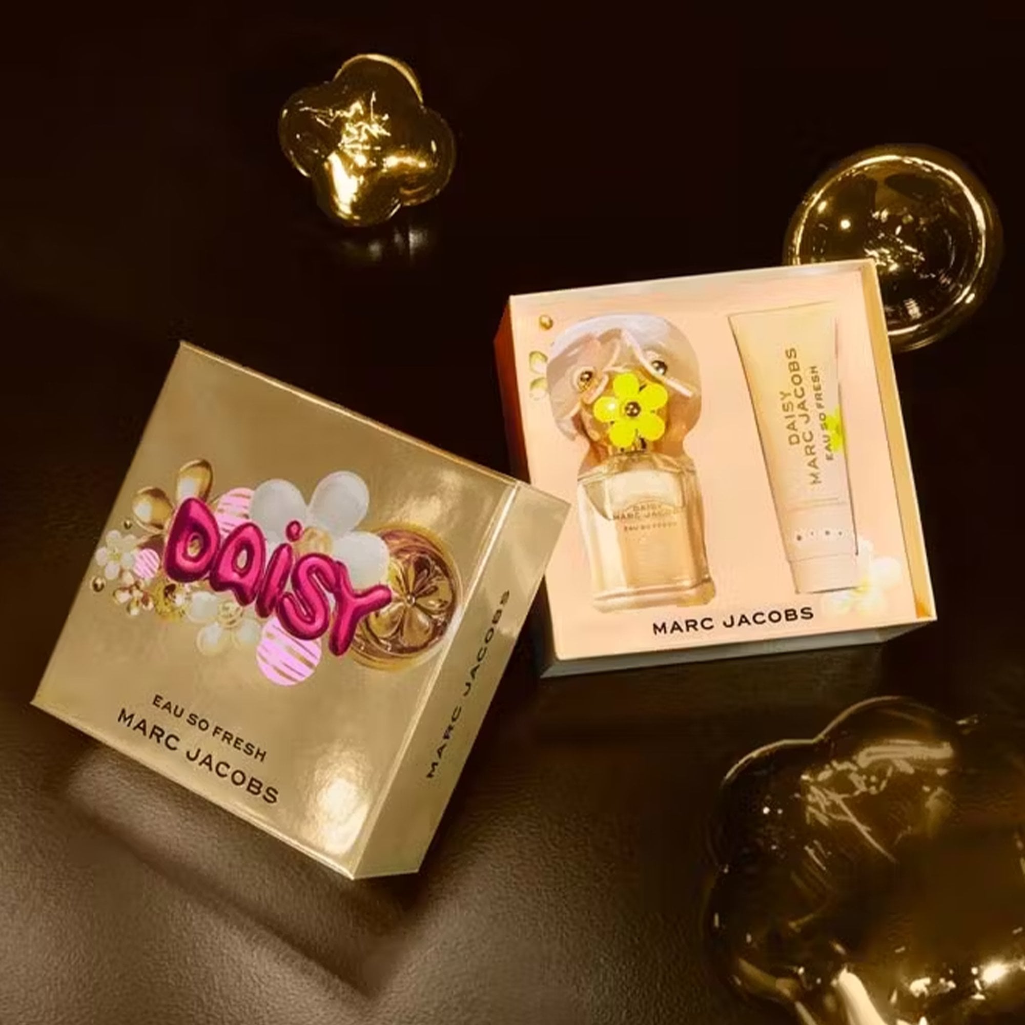 Marc Jacobs Daisy Eau So Fresh Eau De Toilette 75ml & Body Lotion 75ml Gift Set