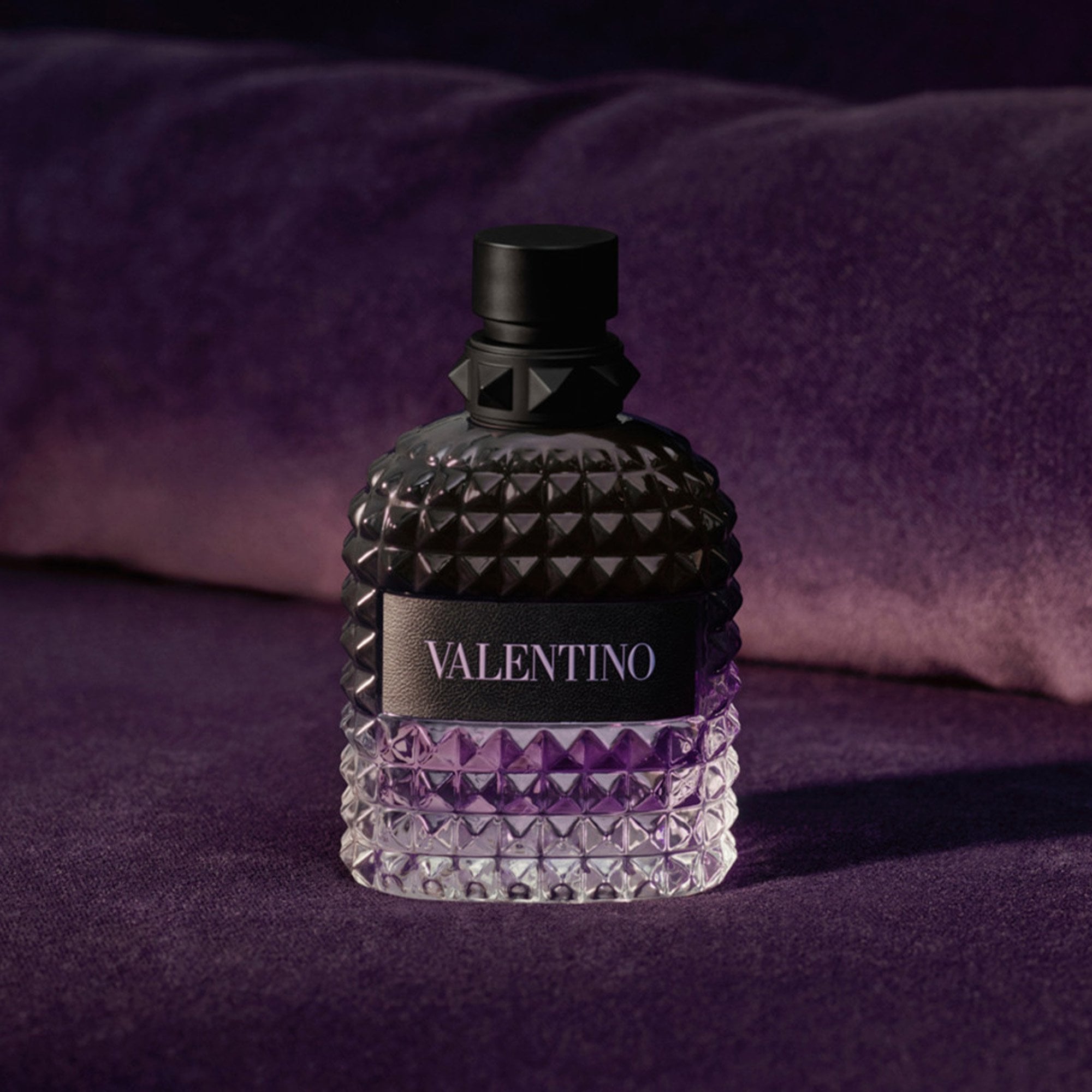 Valentino Born In Roma Purple Melancholia
 Uomo Eau De Toilette 50ml Spray