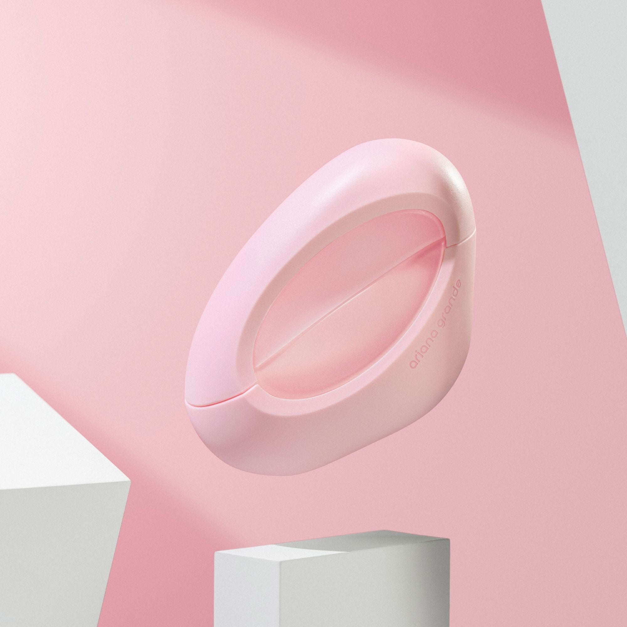 Ariana Grande Mod Blush Eau De Parfum 100ml Spray