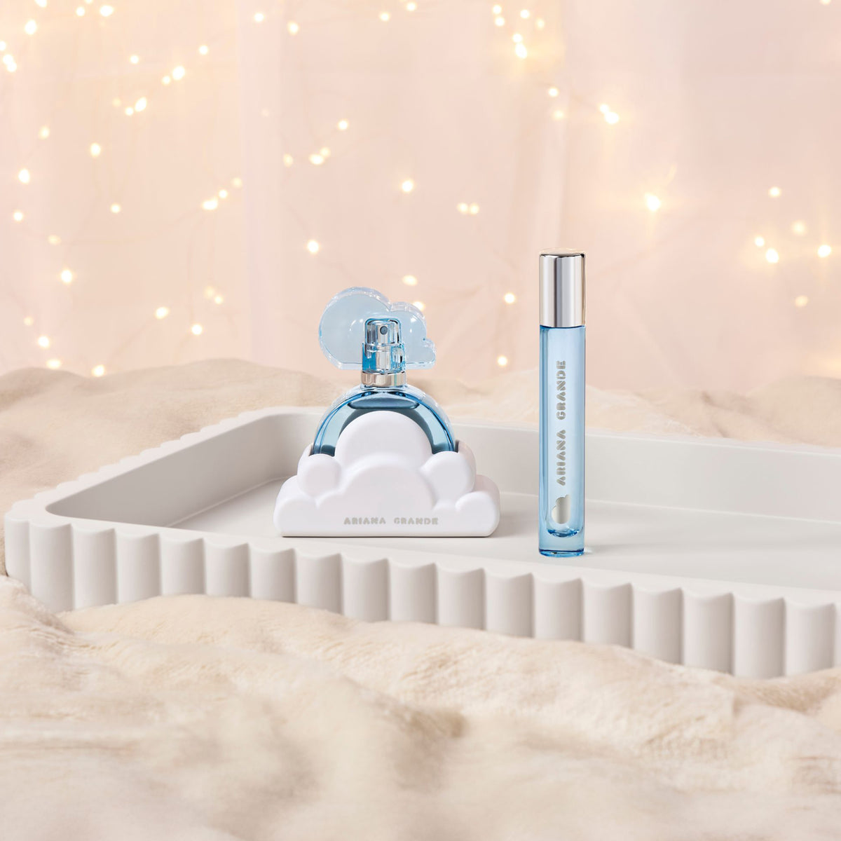 Ariana Grande Cloud Eau De Parfum 30ml & Travel Spray 10ml Gift Set